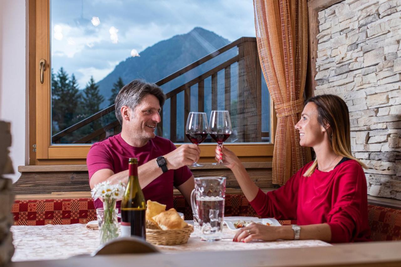 Mytime Hotels La Grotta Vigo di Fassa Bagian luar foto